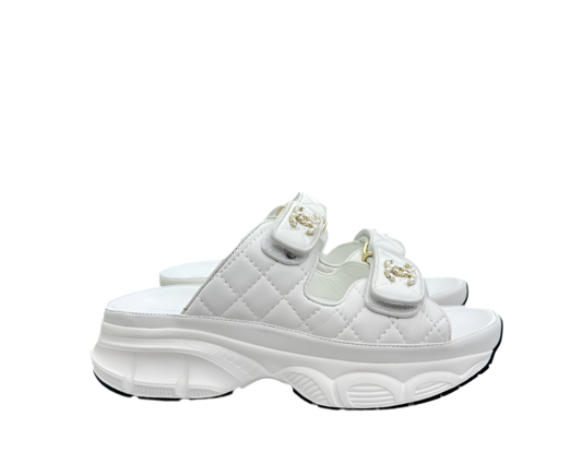 Chanel Dad Sandals Slides Wit Preloved Designer Muiltjes CC Logo