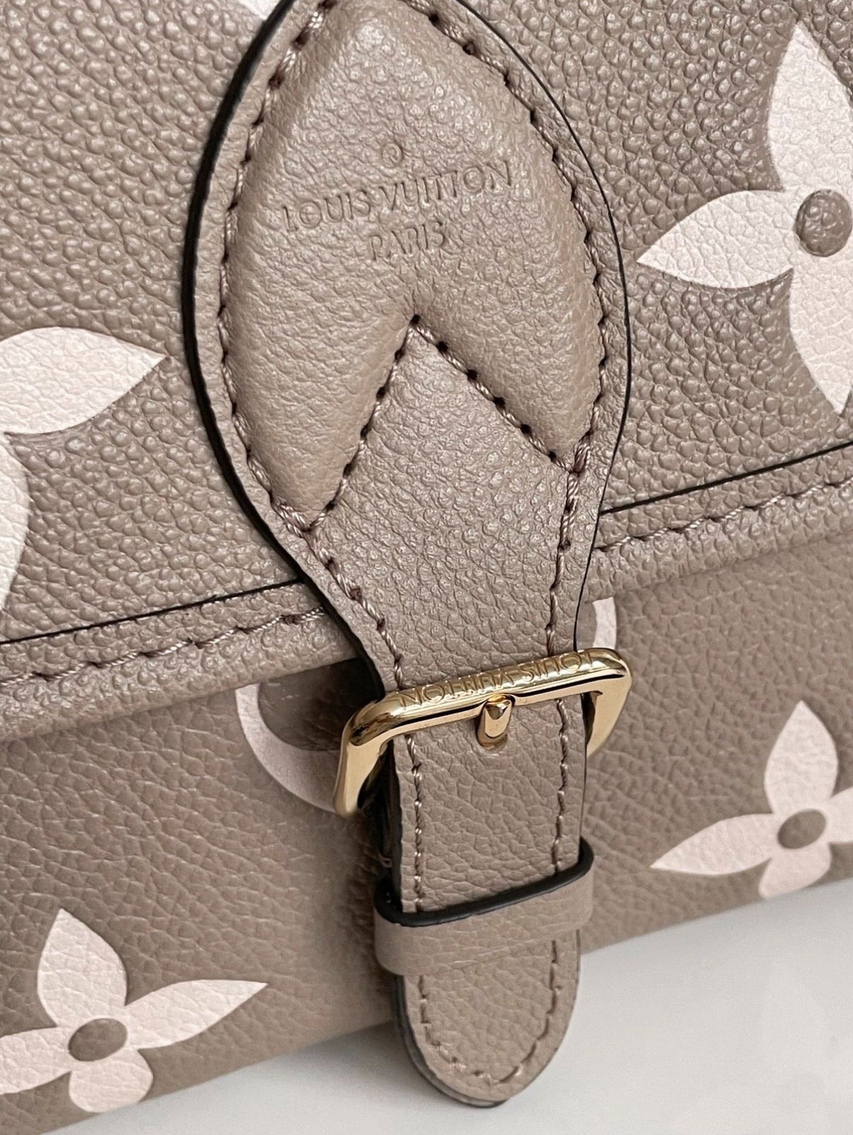 Louis Vuitton Diane Bag Tourterelle Crème Monogram Empreinte (M46583)