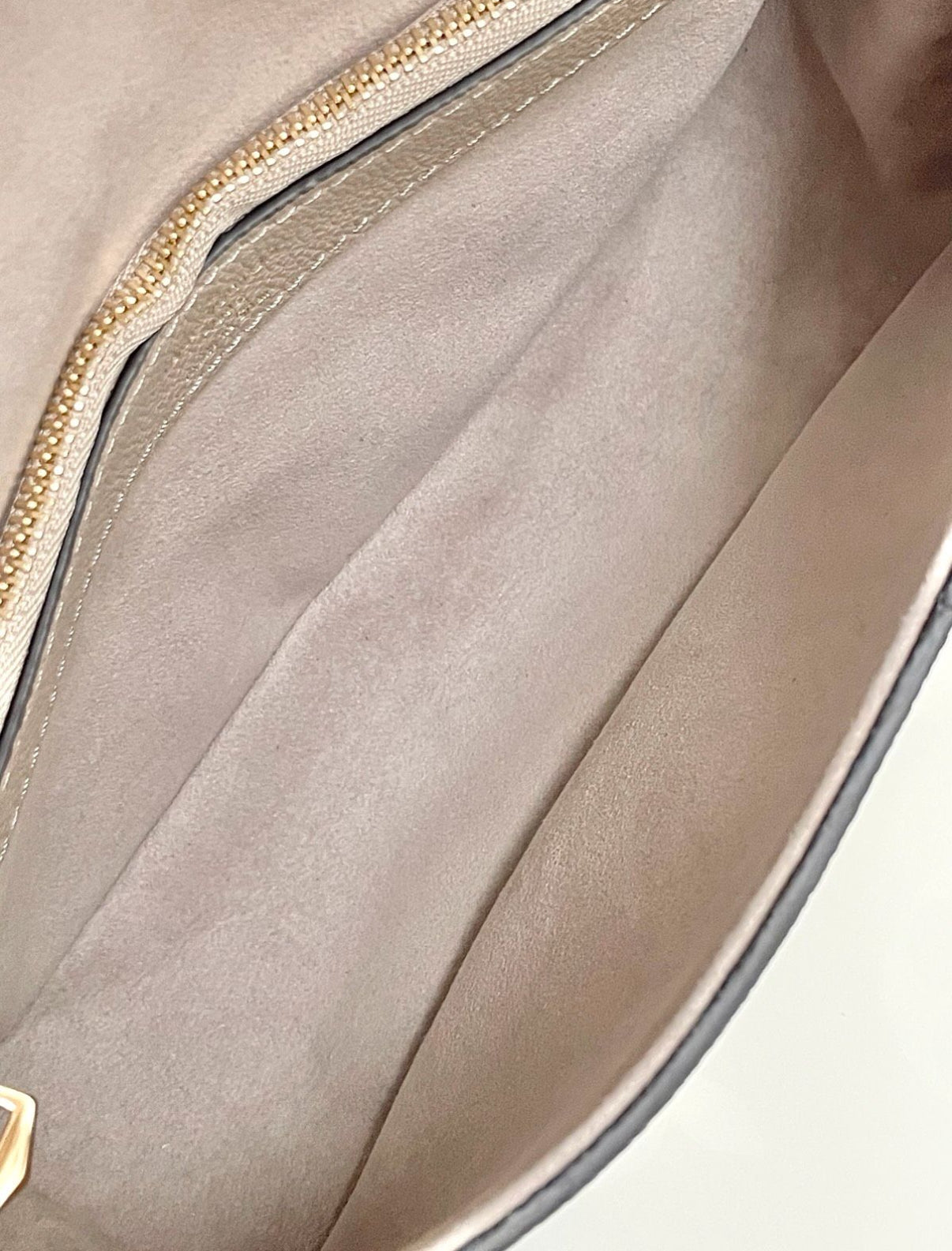 Louis Vuitton Diane Bag Tourterelle Crème Monogram Empreinte (M46583)