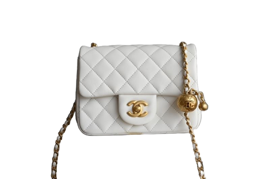 Chanel Classic Timeless Mini Flap Bag – Wit Lamsleer Gold CC & Pearl Chain