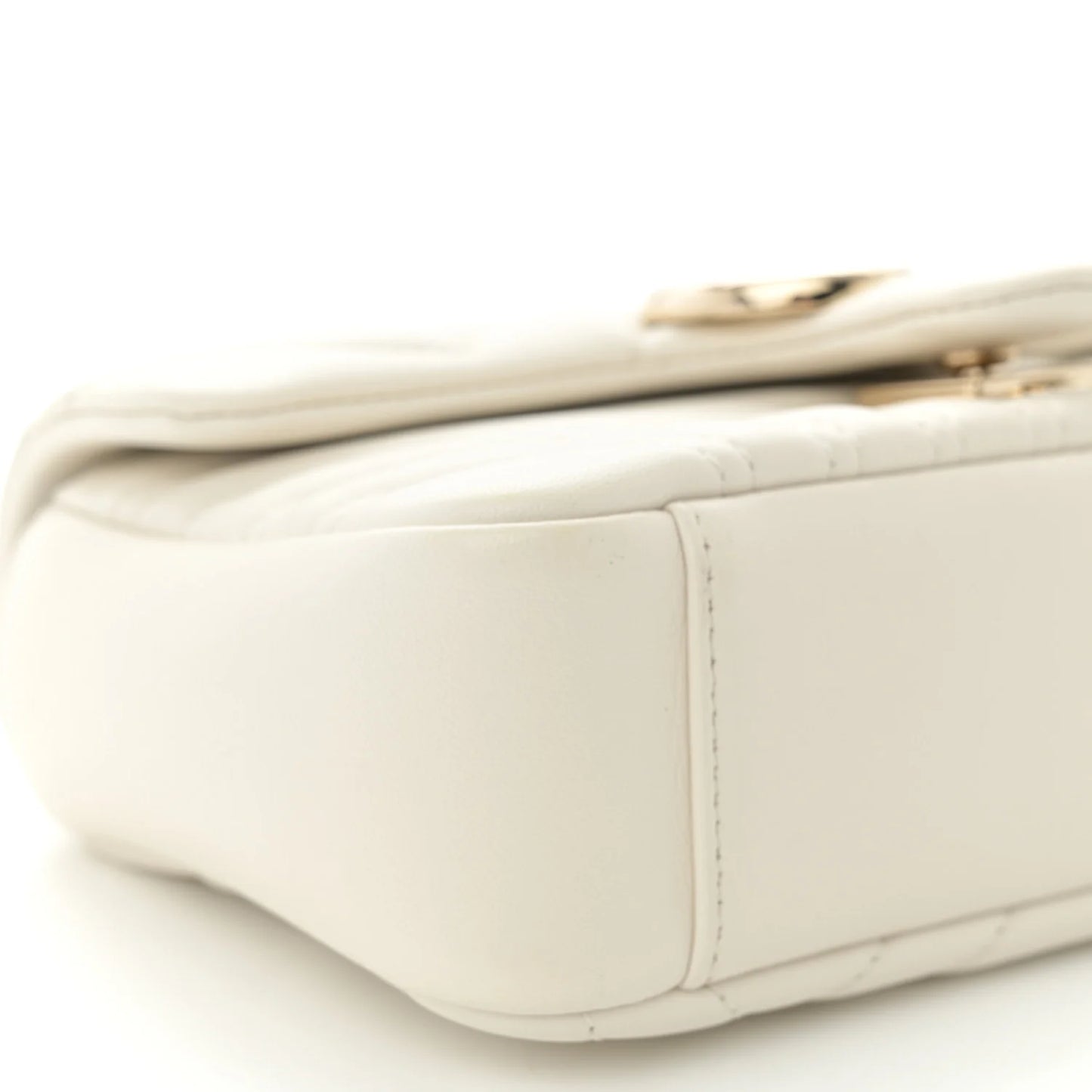 Gucci Marmont Tasche für Damen – Neues Modell 2025, kleine Schultertasche, Matelassé, Weiß • Gebraucht