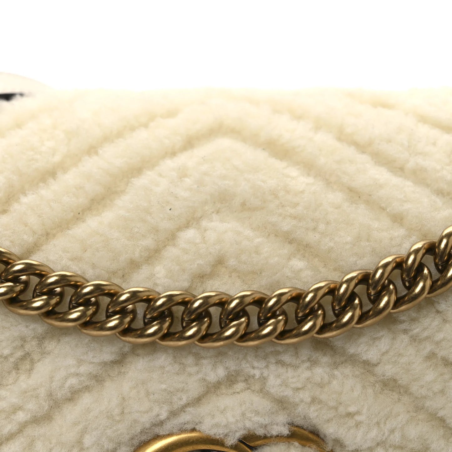 Gucci Marmont Tasche Damen – Kleine Schultertasche aus gesteppter Wolle, Altweiß • Gebraucht