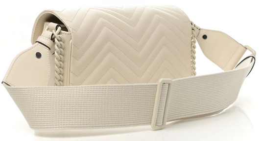 Gucci Marmont Monochrome Weiße Kleine Damen-Schultertasche Matelassé • Gebraucht