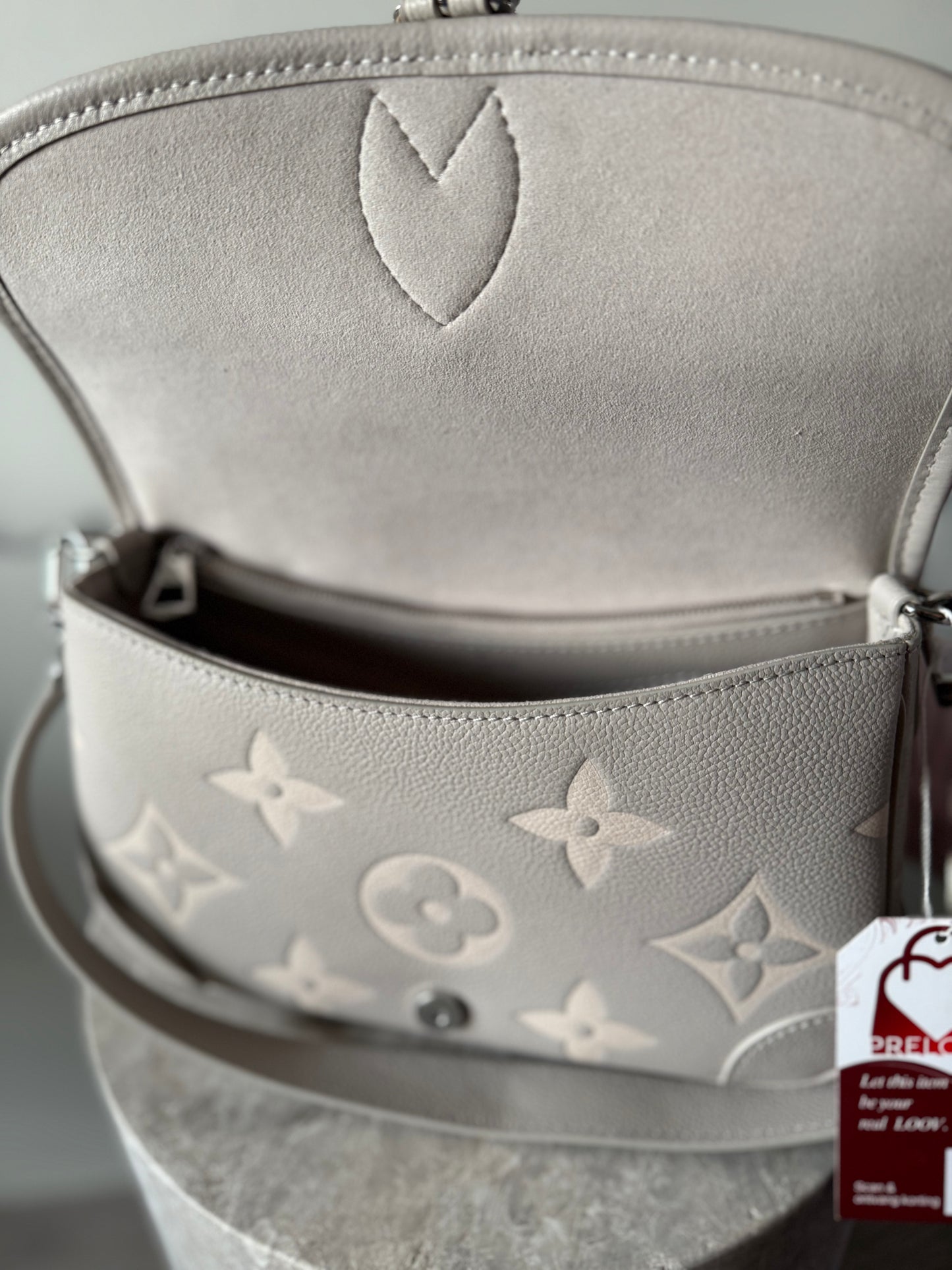 Louis Vuitton Diane Damen-Schultertasche Brume Quartz