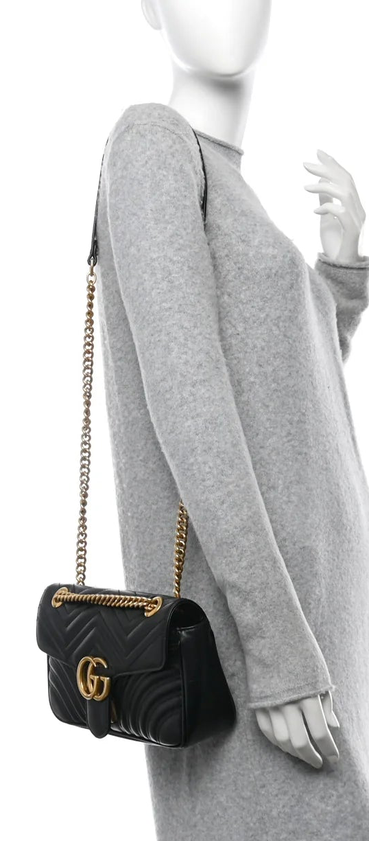 Gucci Marmont Schwarze kleine Damen-Schultertasche Matelassé 2024 • Gebraucht