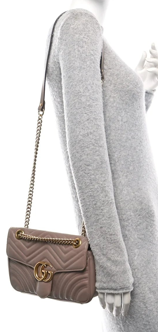 Gucci Marmont Tasche, klein, rosa – Damen-Schultertasche, Matelassé, Porzellanrosa/Puderrosa-Creme (Porzellanrose) • Gebraucht, 2023