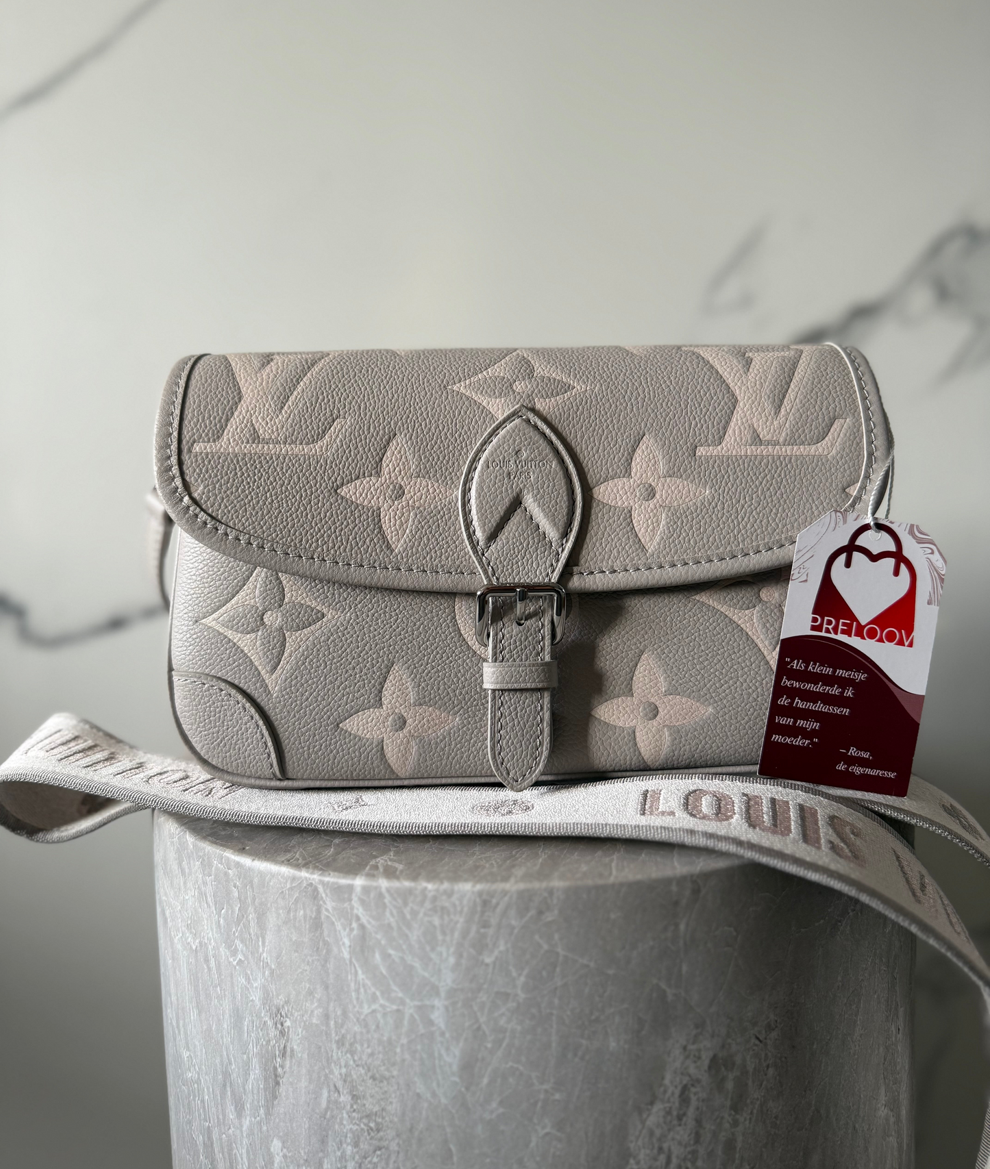 Louis Vuitton Diane Damen-Schultertasche Brume Quartz