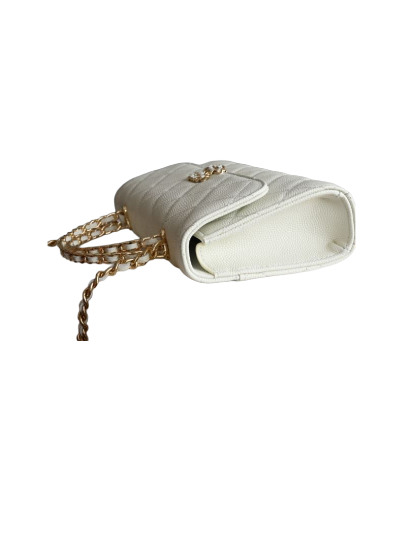 Chanel Kelly S25 – Wit Caviar Leder met Gevlochten CC & Handvat – Preloved Designer Top-Handle Bag