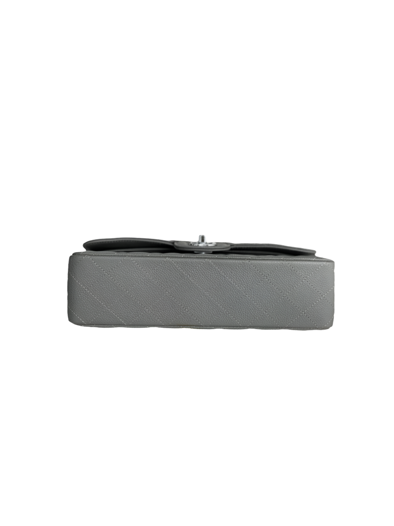 Chanel Classic Flap Bag Mittelgraues Kaviarleder mit silberner Hardware