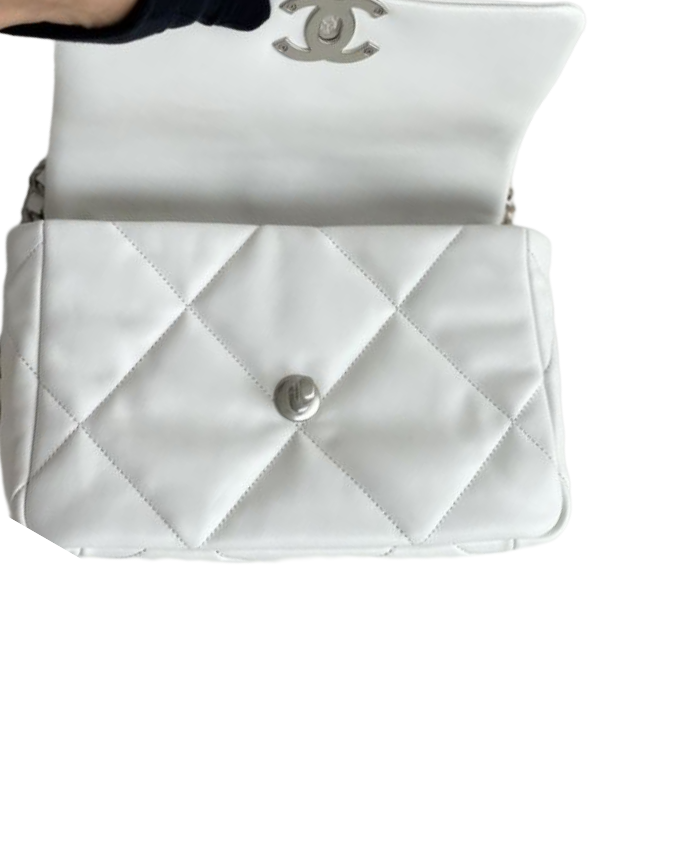 Chanel 19 Flap Bag Small – Wit Glanzend Lamsleer met Goud-, Zilver- & Ruthenium Hardware – Preloved schoudertas
