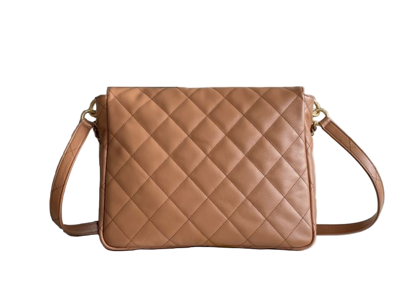 Chanel Double Pocket Hobo Bag Caramel schoudertas Calfskin | Brushed Gold Hardware