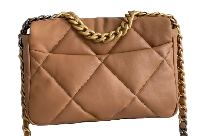 Chanel 19 Flap Schultertasche in Kamelbraun (Modelljahre 2025/2026), Gold-, Silber- und Ruthenium-Finish