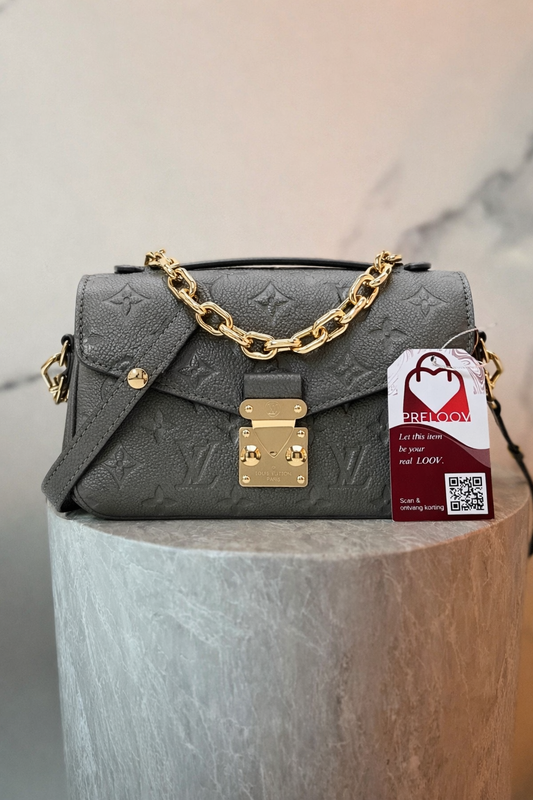 Louis Vuitton Pochette Metis east west Gun Metal