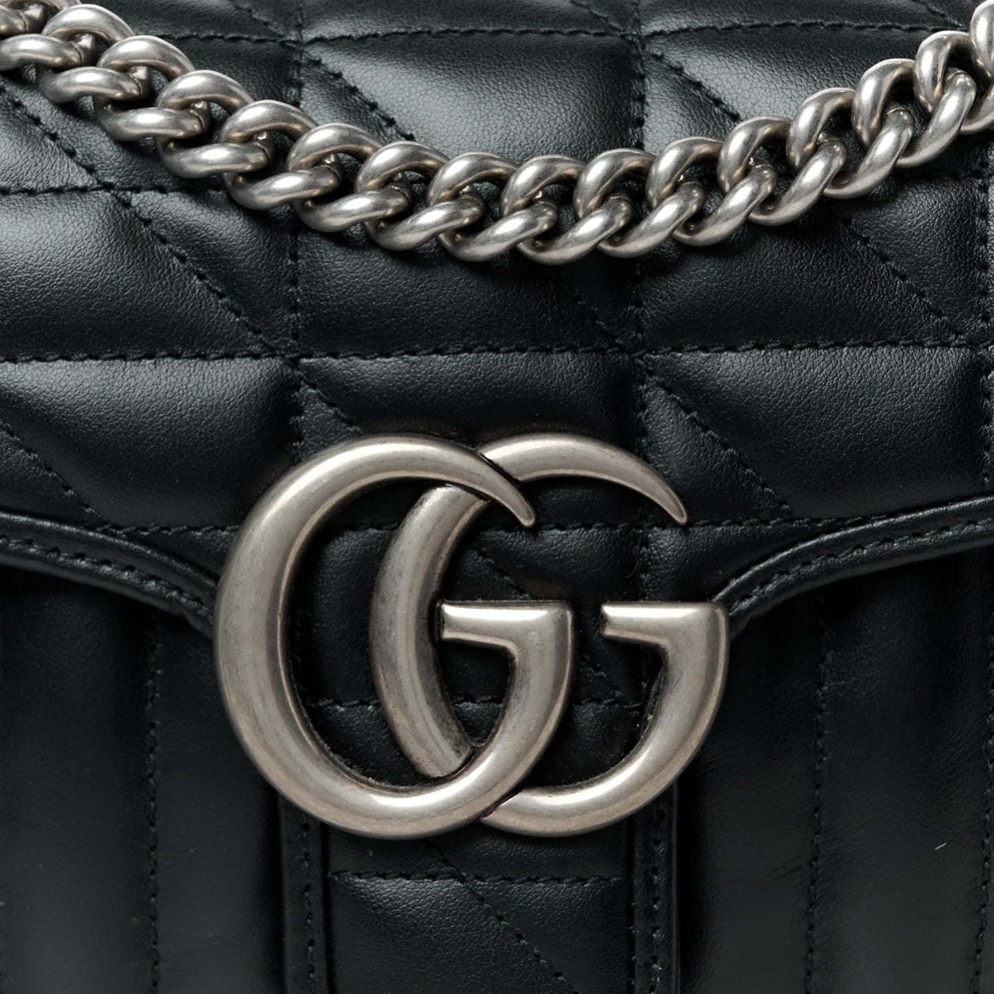 Gucci Marmont Aria Matelassé Kleine Damen-Schultertasche 2024 (gebraucht)