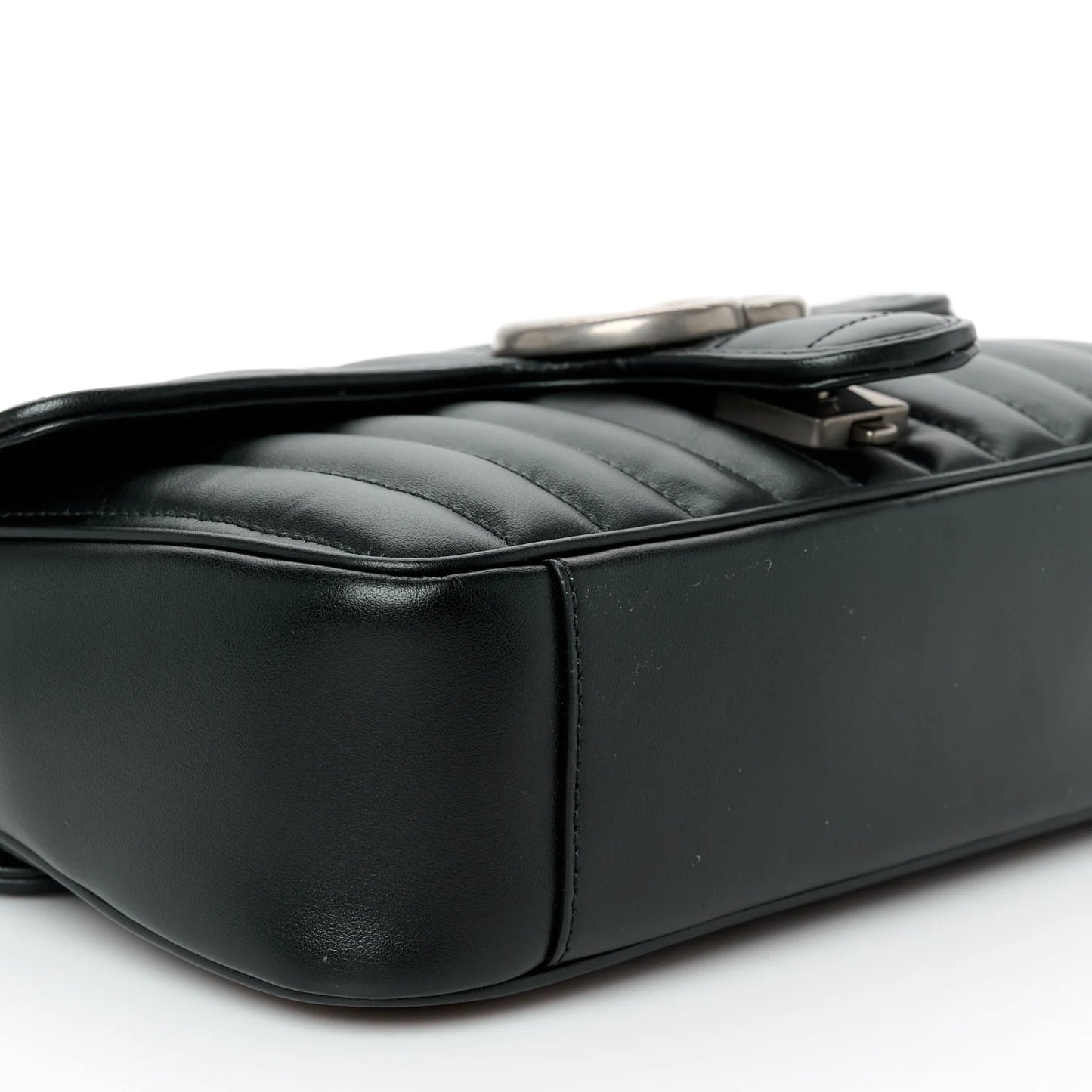 Gucci Marmont Aria Matelassé Kleine Damen-Schultertasche 2024 (gebraucht)